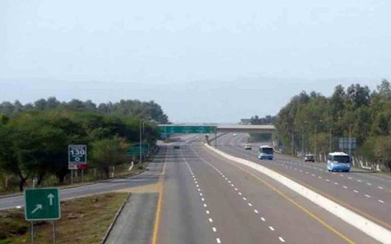  پی ٹی آئی کا جلسہ ,موٹروے کھول دی گئی