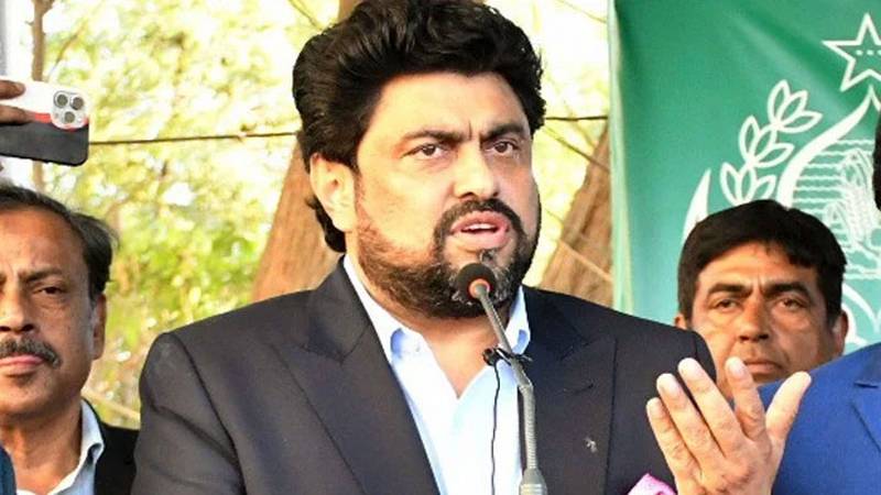 کرپشن کو معاشرے سے ختم کرنا ہو گا:کامران ٹیسوری