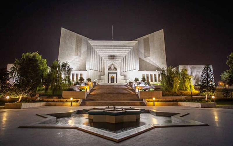 ملٹری ٹرائل کیس: کیا ایگزیکٹو کے ماتحت فورسز عدالتی اختیار استعمال کر سکتی ہیں؟ آئینی بنچ