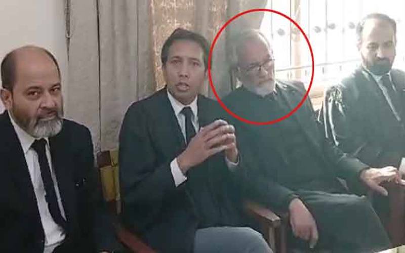 جج سے تلخ کلامی، سپریم کورٹ کے سینئر وکیل کو توہین عدالت پر سزا، پولیس نے گرفتارکرلیا