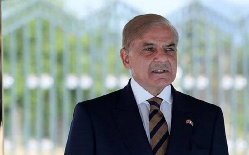 ٹیکس نیٹ میں موجود ریٹیلرز پر مزید بوجھ نہیں ڈالا جائے گا: وزیراعظم