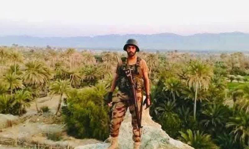 ایف سی کا نوجوان اکمل طارق ٹرین آپریشن کے دوران شہید