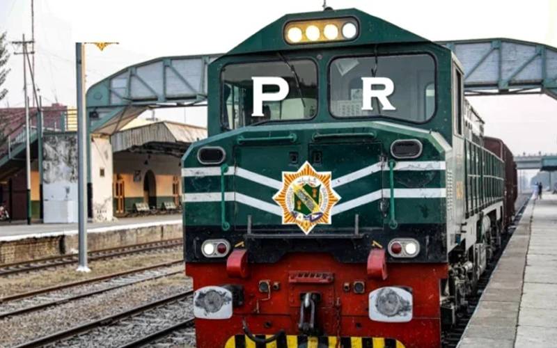 کورونا کے دوران معطل ہونیوالی خوشحال خٹک ایکسپریس 5 سال بعد بحال