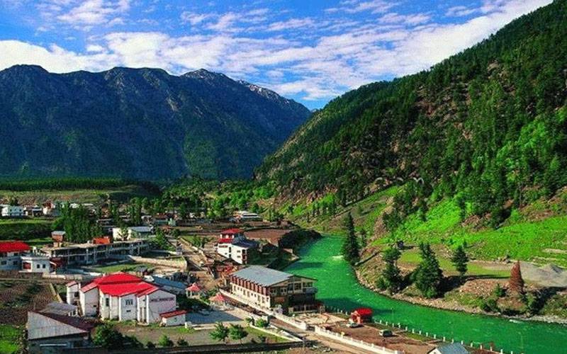 ناران سیاحوں کےلئے دوبارہ کھول دیا گیا 