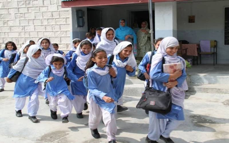 بچوں کیلئے خوشخبری، سکولوں میں گرمی کی چھٹیوں کا اعلان کردیا گیا