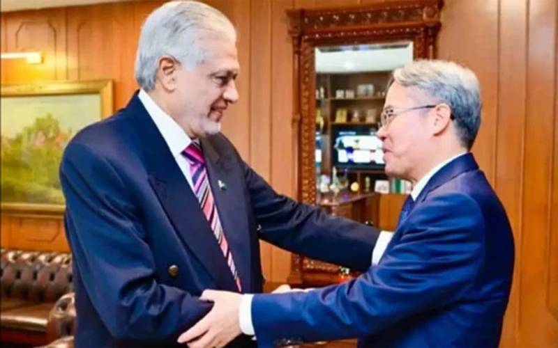 بھارتی شرانگیزی کے بعد چینی سفیر کی ہنگامی مشاورت کیلئے دفتر خارجہ آمد، اسحاق ڈار سے ملاقات