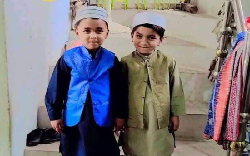 ڈسکہ:2معصوم بھائی آٹے کی ٹینکی میں بند ہو کر جاں بحق