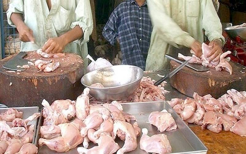  مرغی کی قیمت کوپرلگ گئے، دس روپے فی کلومزید مہنگی