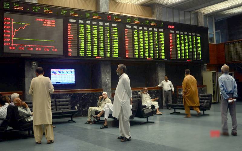 اسٹاک مارکیٹ میں تیزی، انڈیکس میں 800 سے زائد پوائنٹس کا اضافہ