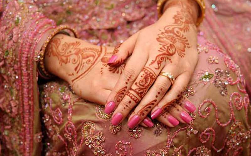  مثال قائم ،ترک دلہن نے کروڑوں مالیت کا سونا اہل غزہ کیلئے عطیہ کردیا