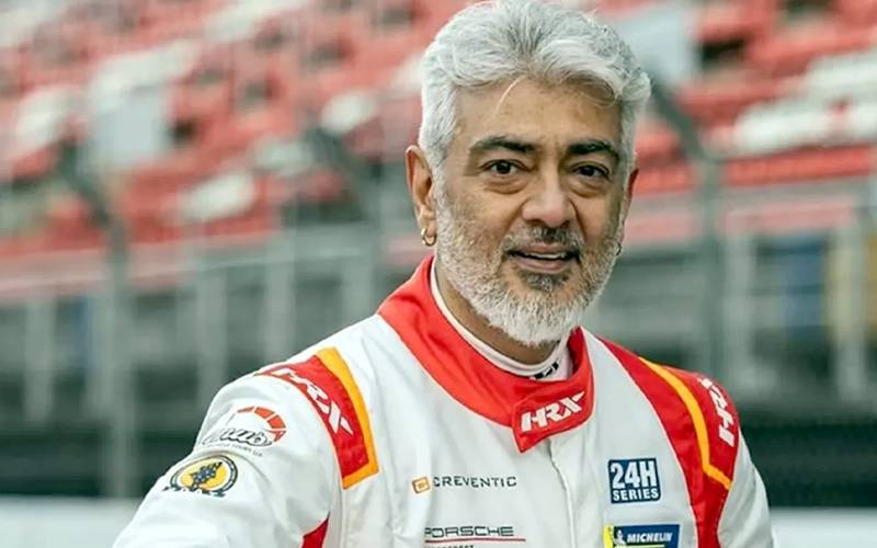 پدما بھوشن ایوارڈلے کرآنیوالےبھارتی اداکارمداحوں کے ہجوم میں زخمی