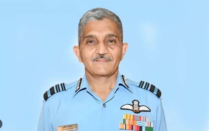 رافیل طیاروں کی ناکام پرواز، بھارتی فضائیہ کے نائب سربراہ کو عہدے سے ہٹادیا گیا