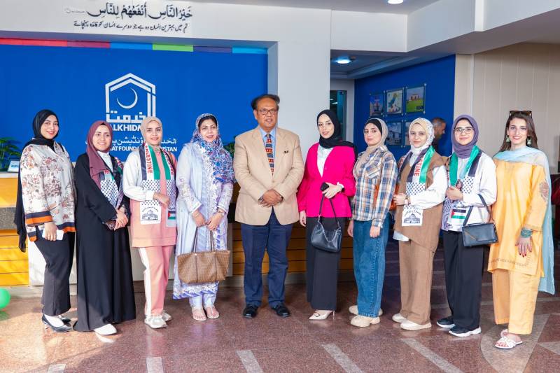 الخدمت ہیڈ آفس میں فلسطینی طلبہ کے اعزاز میں پروقار تقریب 