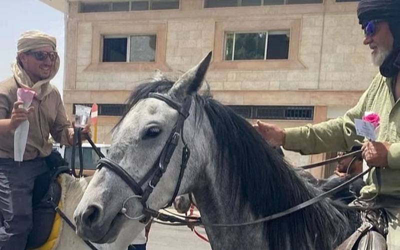 روحانی جذبے سے سرشار ،4 مسلمان گھڑ سوار یورپ سےحج کیلئے سعودیہ پہنچ گئے 