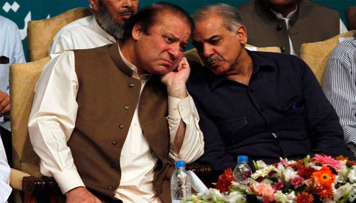 وزیراعظم کی نوازشریف سے ملاقات، پاک بھارت کشیدگی سمیت اہم امور پر گفتگو 