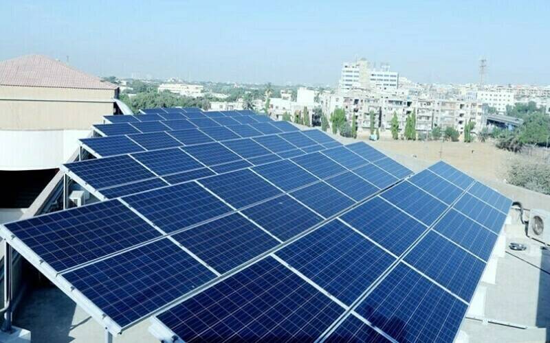 قیمتوں میں کمی، پاکستان سولر پینلز درآمد کرنے والا دنیا کا تیسرا بڑا ملک بن گیا