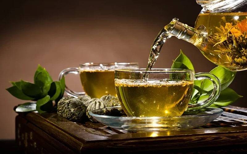 گرین ٹی کو طاقتور مشروب میں بدلنے والے مصالحے