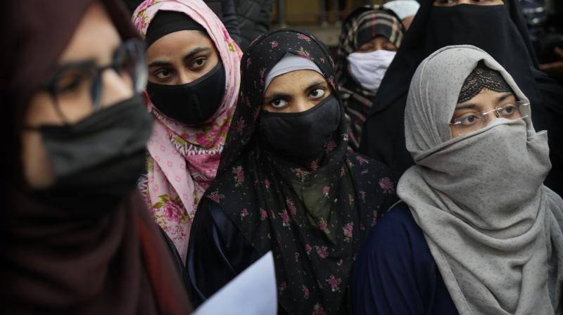 پاکستانی شہریت والی22 خواتین اور 95بچے،بھارت ان کیساتھ کیا سلوک کریگا،سوشل میڈیا پر بحث