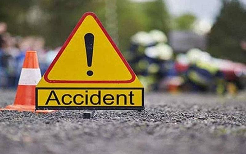 کراچی: ٹرالر نے راہگیر خاتون کو کچل ڈالا