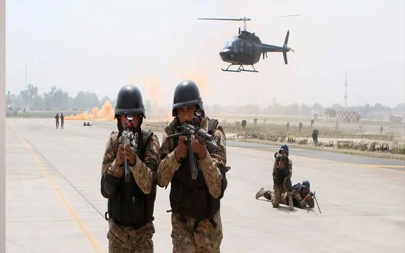پاک فوج کا بڑا وار: راجوڑی میں دہشتگردوں کا سہولت کار ایڈیشنل ڈپٹی کمشنر ہلاک