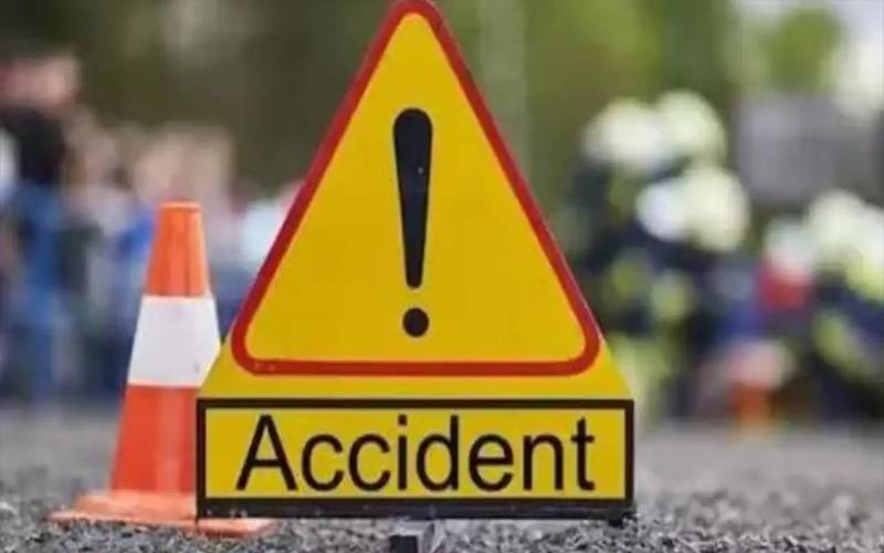  لاہور : باغبانپورہ  کے علاقہ میں ڈمپر کی رکشہ کو ٹکر، 5افراد جاں بحق، 3 شدید زخمی
