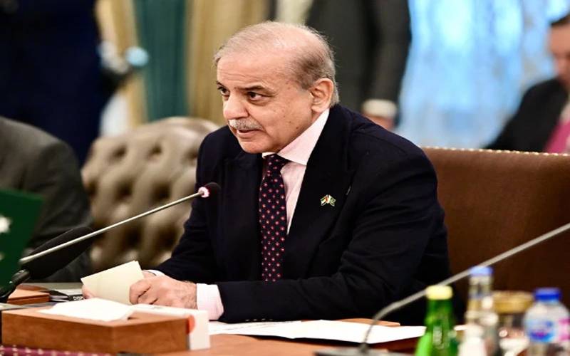 وزیراعظم کا برآمدات، سرمایہ کاری کے فروغ کیلئے درآمدی محصولات میں نمایاں کمی کا فیصلہ 