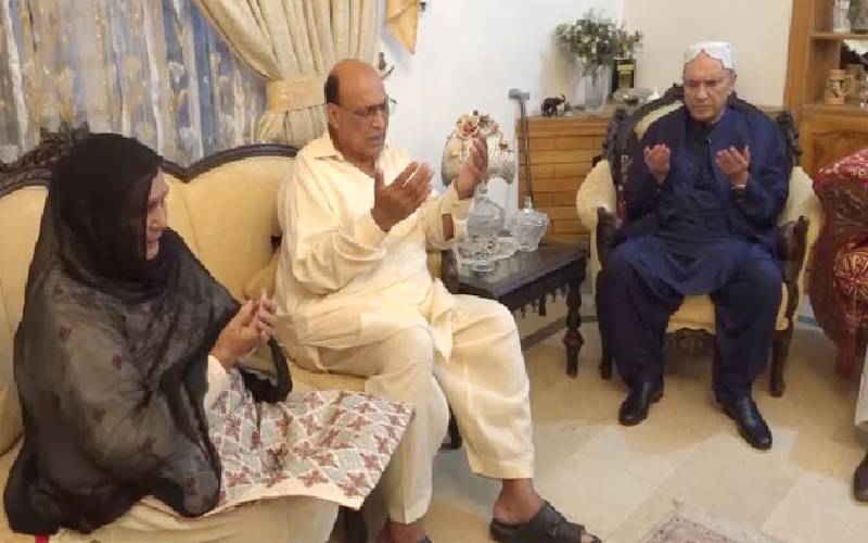صدر مملکت کی سکواڈرن لیڈر عثمان یوسف شہید کے اہلخانہ سے تعزیت