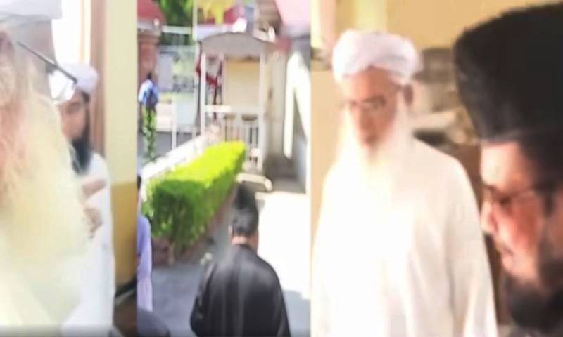 مولانا عبدالعزیز نے بندوق تان کر مفتی عبدالقوی کو لال مسجد سے نکال دیا