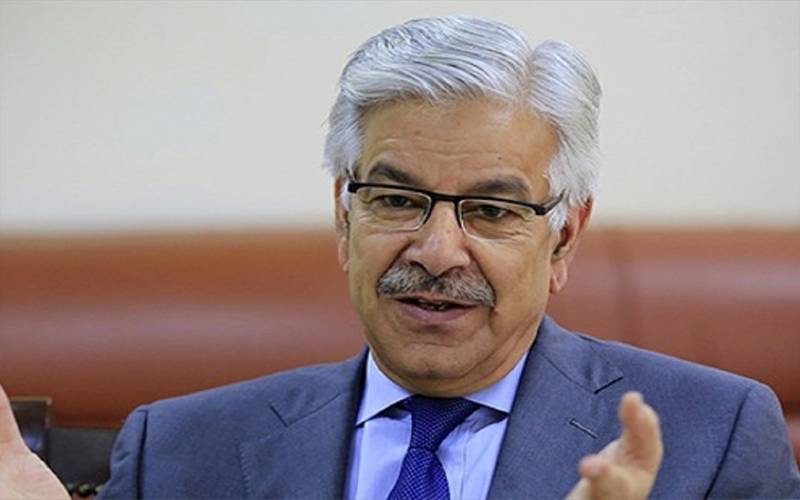 بھارت بڑے بڑے جہاز لیکر آیا،پاک افواج نے پتنگوں کی طرح کاٹ کر رکھ دیا:خواجہ آصف