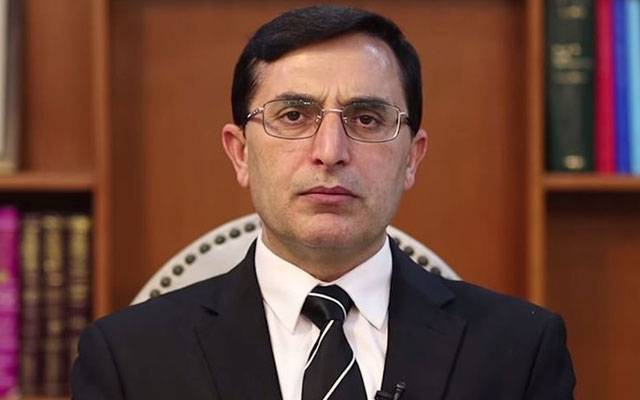 بانی پی ٹی آئی ناحق جیل میں ہیں، سارے کیسز سیاسی ہیں: بیرسٹر گوہر