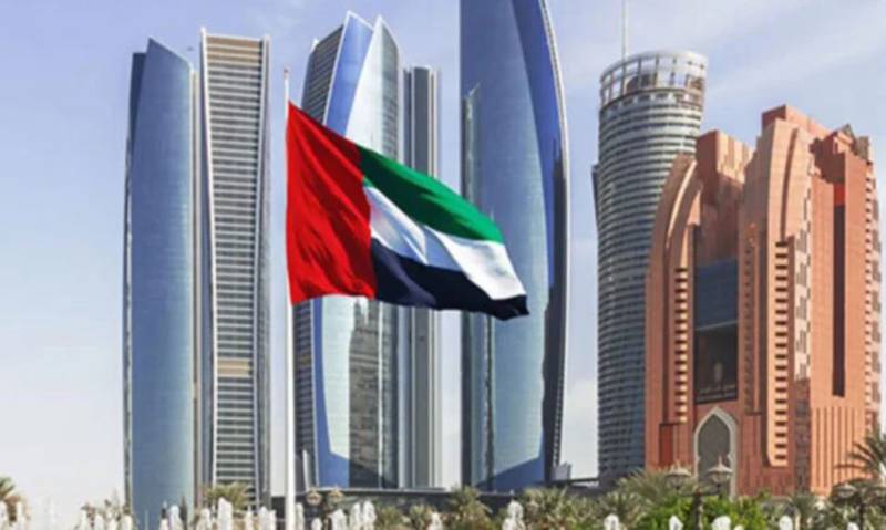 متحدہ عرب امارات میں قریباً 10 لاکھ نوکریاں