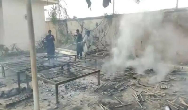 مشتعل افراد نے وزیر داخلہ سندھ کے گھر کو آگ لگادی