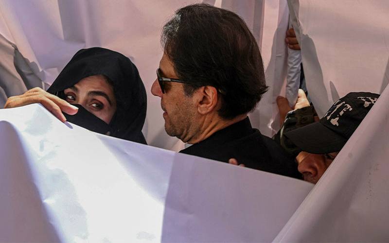 توشہ خانہ 2  کیس کی سماعت وکلائے صفائی کی درخواست پر ملتوی