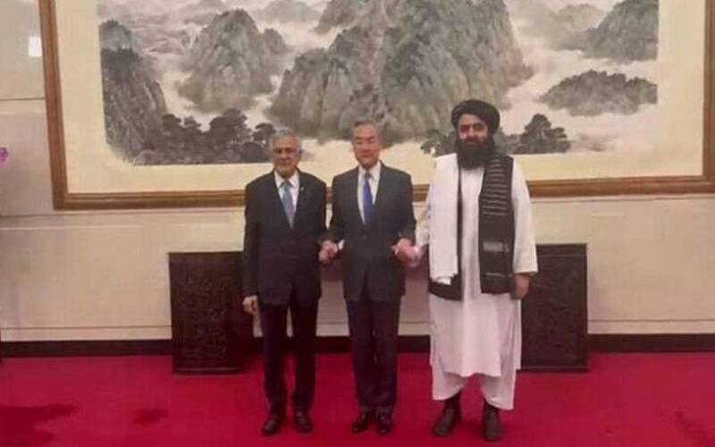 اسحاق ڈار کی چین اور افغان ہم منصب سے ملاقات،سکیورٹی تعاون بڑھانے پر اتفاق