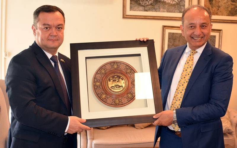 مصدق ملک سے ازبک سفیرکی ملاقات،موسمیاتی تعاون کے فروغ پر اتفاق
