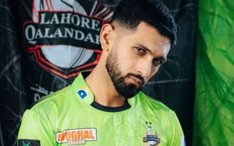 برمنگھم میں ڈنر، دبئی میں ناشتہ، لاہور میں وننگ شاٹ ، سکندر رضا کی شاندار کمٹمنٹ 