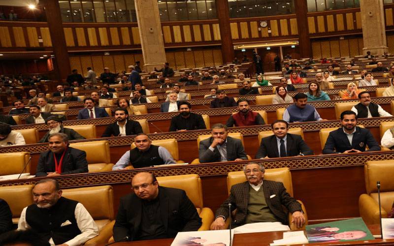 سپیکر پنجاب اسمبلی نے پینل آف چئیرپرسن کے ناموں کا اعلان کر دیا