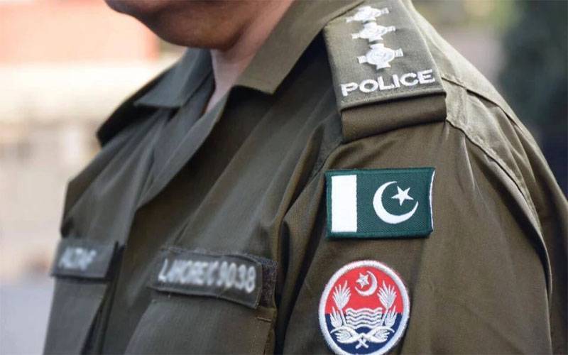 پشاور جلسہ پرامن تھا، پولیس ریڈ زون کی سیکیورٹی کیلئے موجود تھی:ایس ایس پی آپریشنز