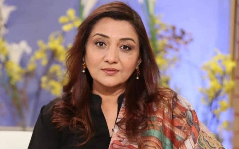 فیروز خان کے مداحوں کی جانب سے دھمکیاں دی گئیں: نادیہ افگن کا دعویٰ