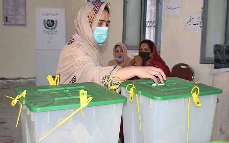 سیالکوٹ: حلقہ پی پی 52 سمبڑیال میں ضمنی الیکشن کیلئے پولنگ جاری