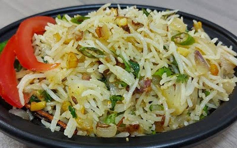 گرم گرم چاول، نوڈلز اور پاستا کھانے والے ہوشیار