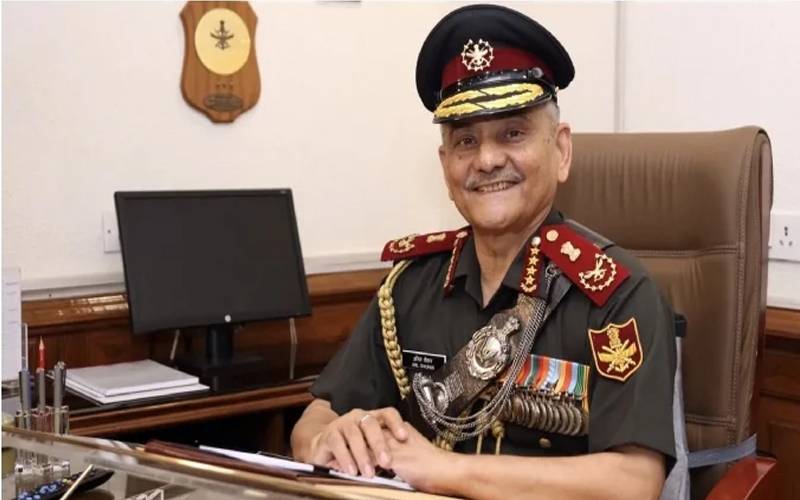 پاک فضائیہ کے ہاتھوں طیارے گرنے کا اعتراف، بھارتی صحافی مودی سرکار اور فوج پر برس پڑے