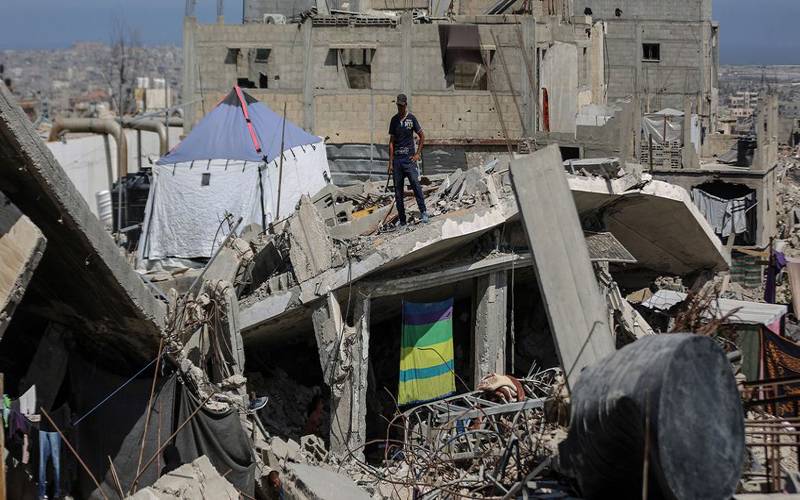 غزہ میں اسرائیل کے مظالم جاری، 70 عمارتیں تباہ ، درجنوں فلسطینی شہید 