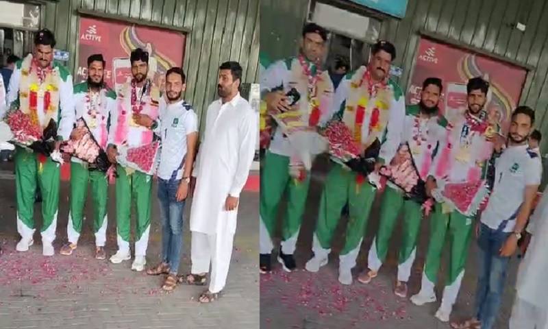  روئنگ چیمپئن شپ :پاکستان نے 10گولڈ، 3چاندی، 1 کانسی کے میڈل جیت لیے