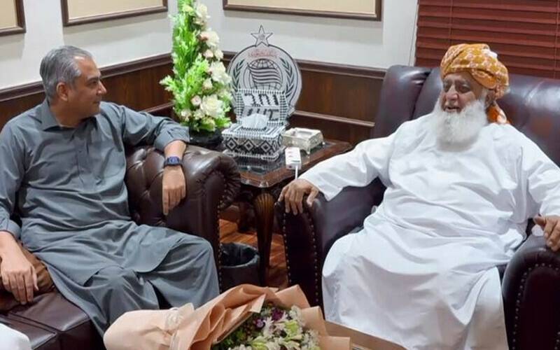 محسن نقوی کی مولانا فضل الرحمان سے ملاقات، ملکی صورتحال پر تبادلہ خیال 
