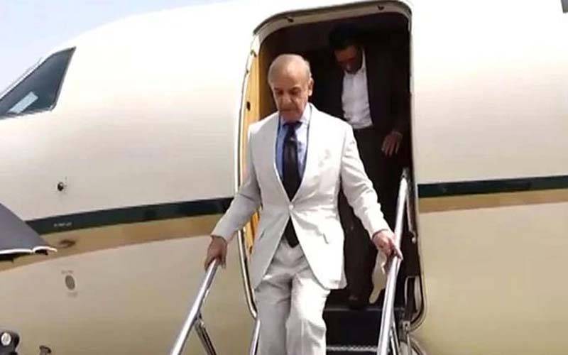 وزیراعظم شہباز شریف 2 روزہ دورے پر سعودی عرب پہنچ گئے