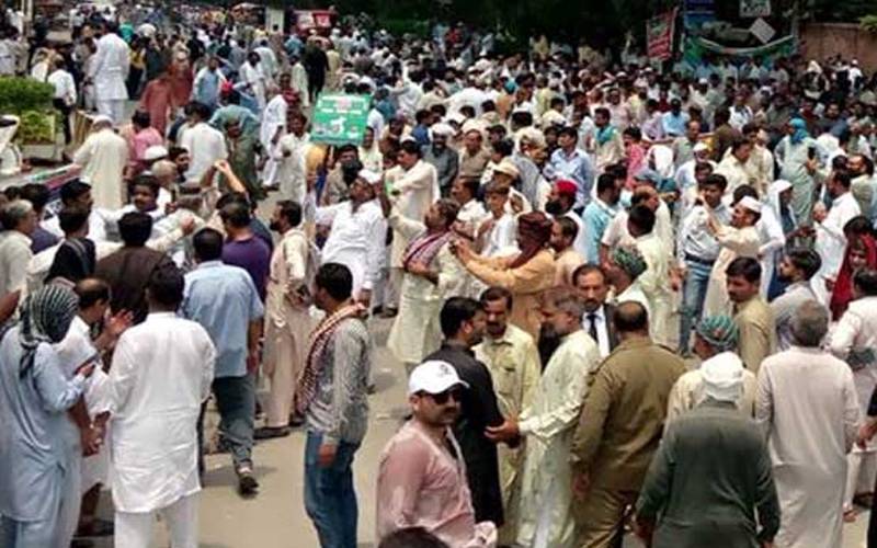 ساڈا حق ایتھے رکھ۔۔سرکاری ملازمین کا بجٹ والے دن پارلیمنٹ ہاؤس کے سامنے دھرنے کا اعلان