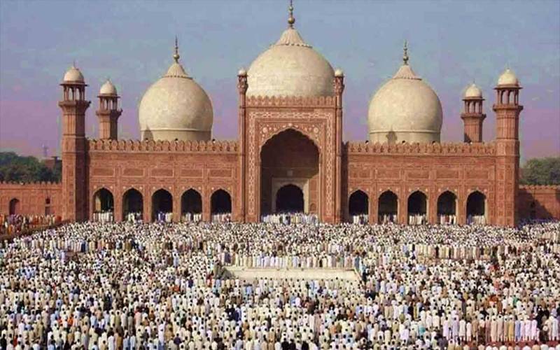 ملک بھر میں عیدالاضحیٰ مذہبی جوش و جذبے سے منائی جا رہی ہے 
