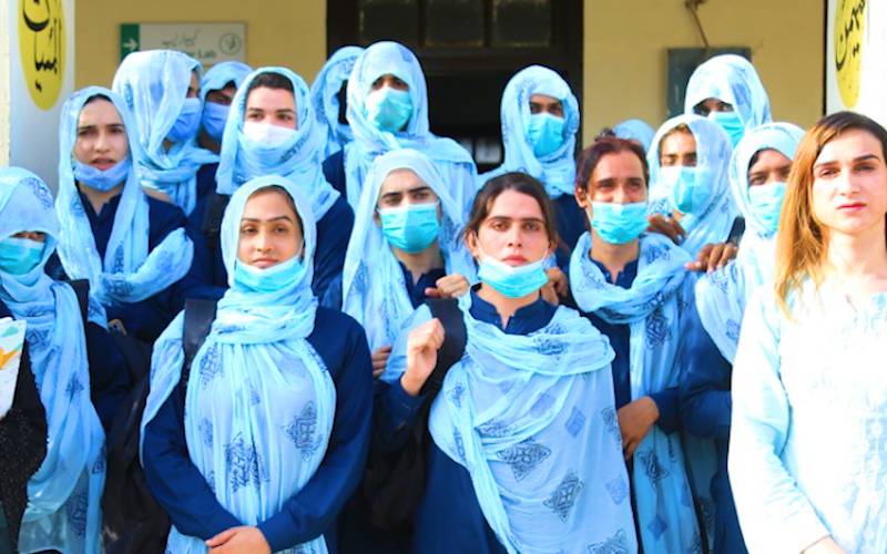 پاکستان میں شرح خواندگی 61 فیصد تک پہنچ گئی،40 فیصد خواجہ سرا پڑھے لکھے