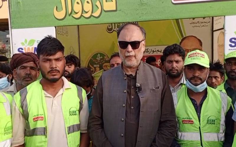 عیدالاضحیٰ پر آلائشوں کو ٹھکانے پر بلدیہ ملازمین  خراج تحسین کے مستحق ہیں،احسن اقبال